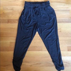 American Eagle Joggers. Small Black.